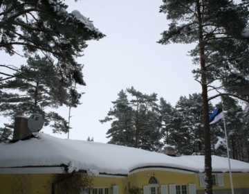 Snow control from roofs